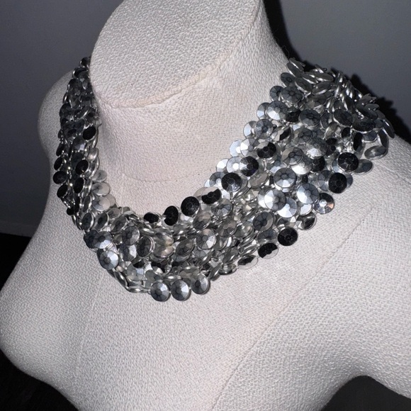 Elegant Silver Statement Necklace - Picture 1 of 3
